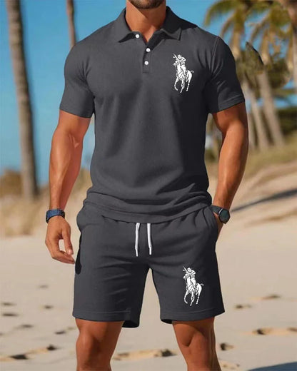 Men's trendy sports polo shirt paired with shorts,  print on the chest and breathable fabric,   distance travel and home wear