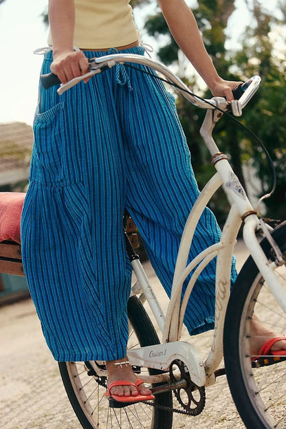 Striped Straight - leg Pants Elastic Waist Cropped Pleated Pants - BKKFinds